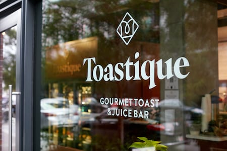Toastique toast franchise and juicebar storefront.